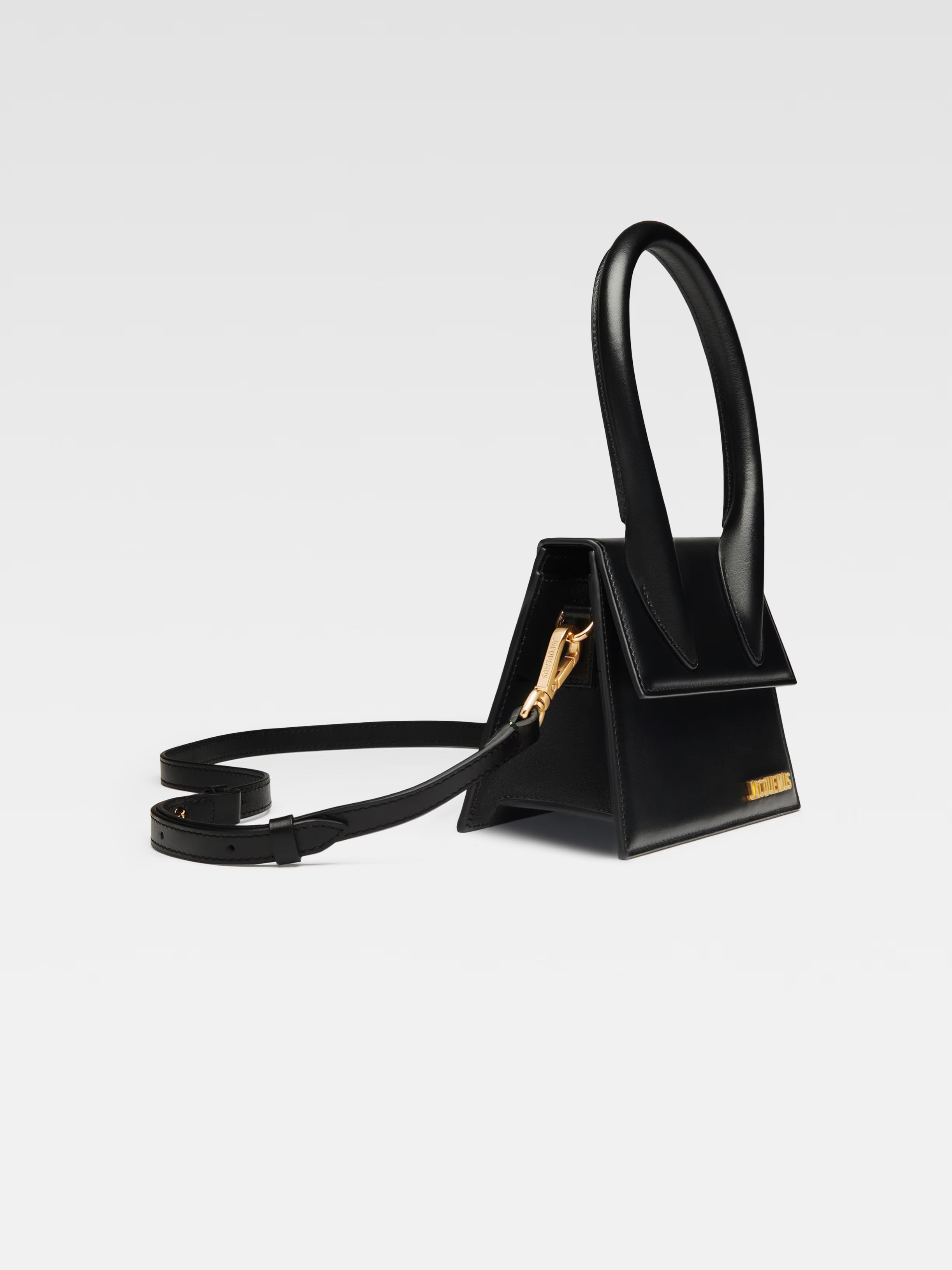 Jacquemus Le Chiquito Moyen Black