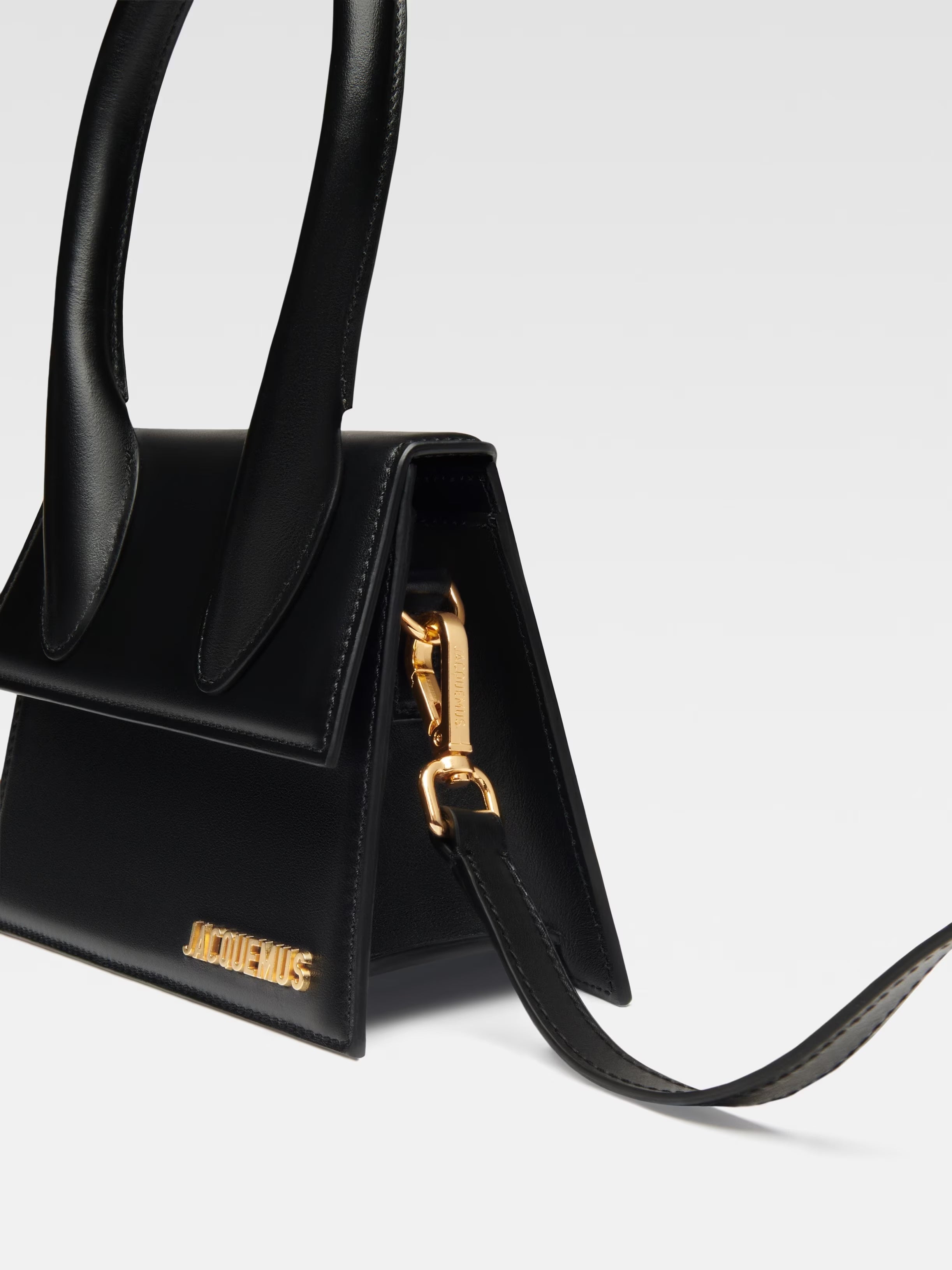 Jacquemus Le Chiquito Moyen Black