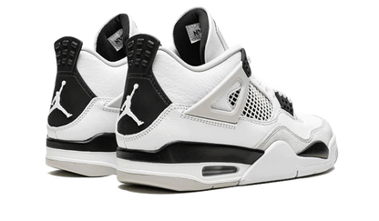 Air Jordan 4 Military Black