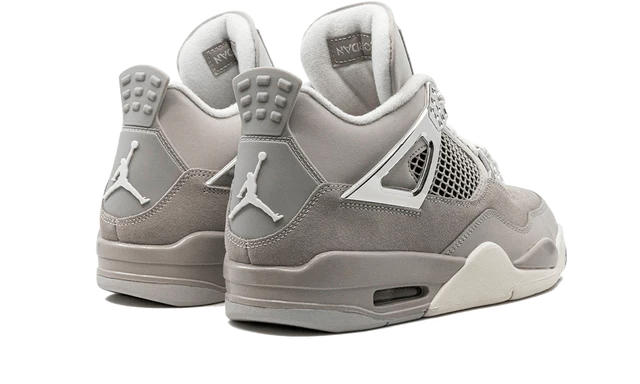 Air Jordan 4 Retro Frozen Moments